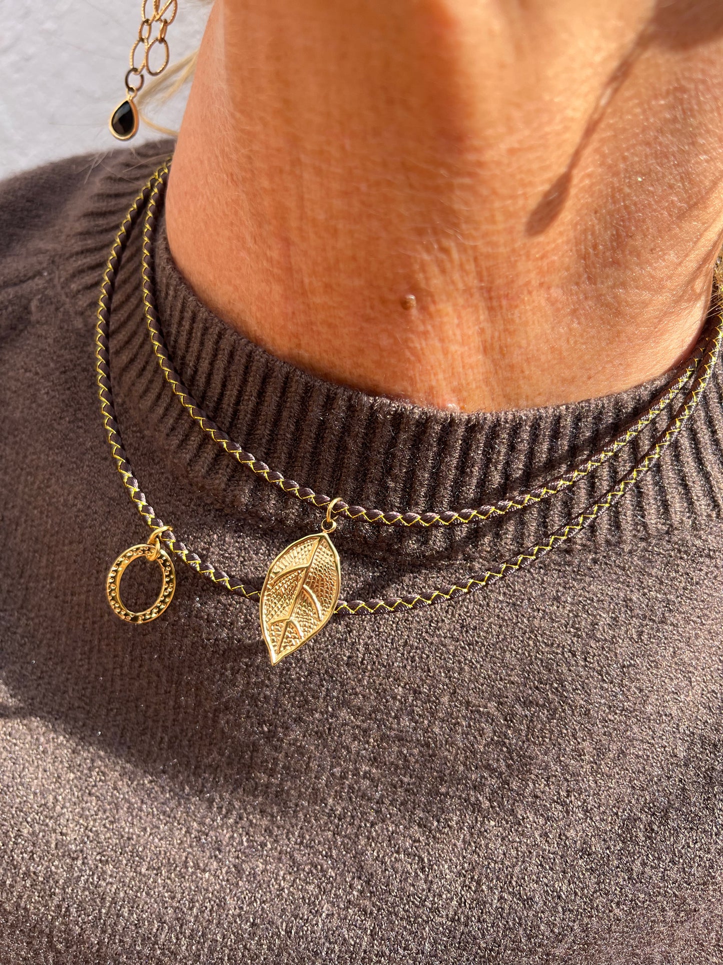 COLLAR LUA