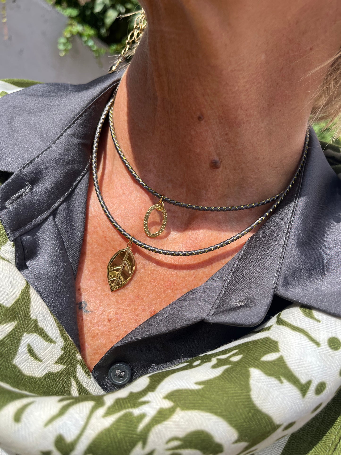 COLLAR LUA