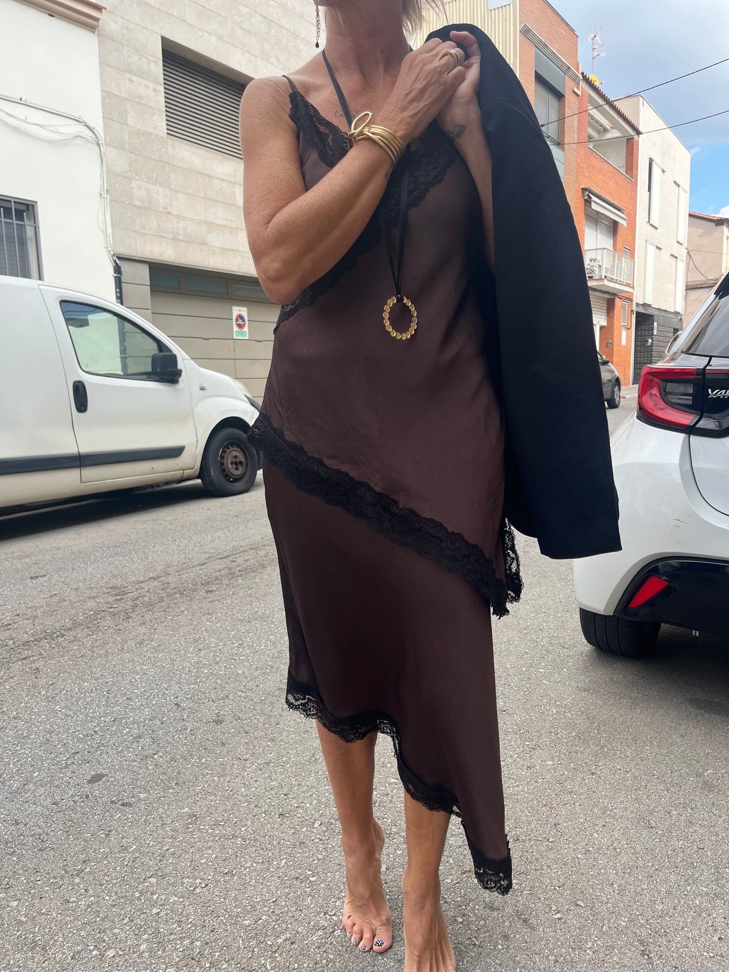 FALDA SATÉN ASIMÉTRICA